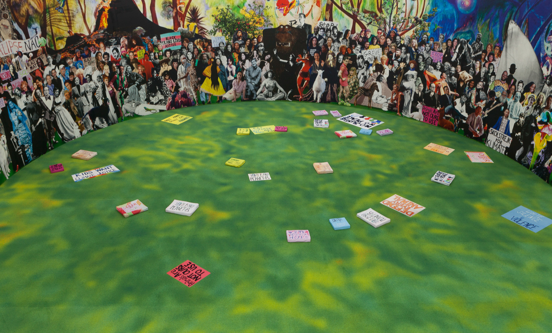 Dominique Gonzalez-Foerster, VOLCANIC EXCURSION (A VISION), 2021, installation view Secession 2021, photo: Oliver Ottenschl&auml;ger