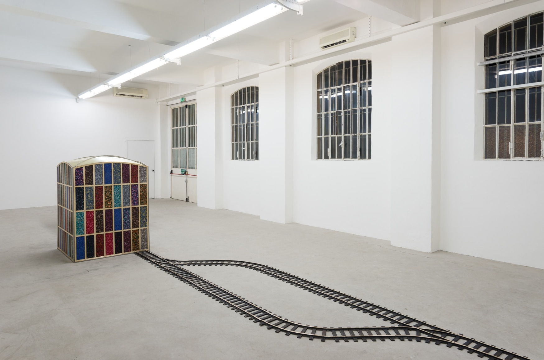 Marina Pinsky, Installation view: Gluck50, Milan, 2018