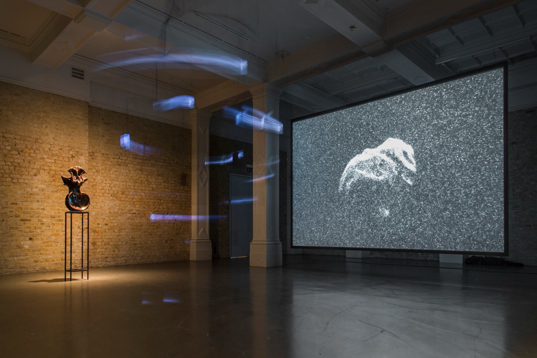 Alicja Kwade, Installation view: Medium Median, Whitechapel Gallery, London, 2016