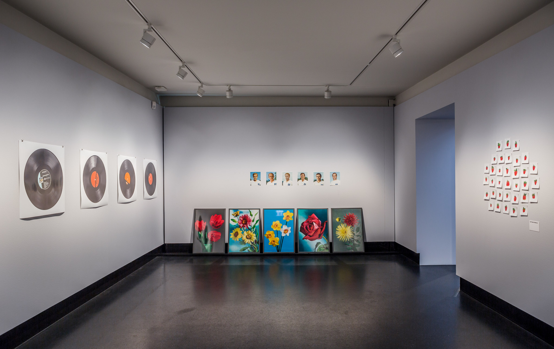 Hans-Peter Feldmann, Installation view: C/O Berlin, 2016