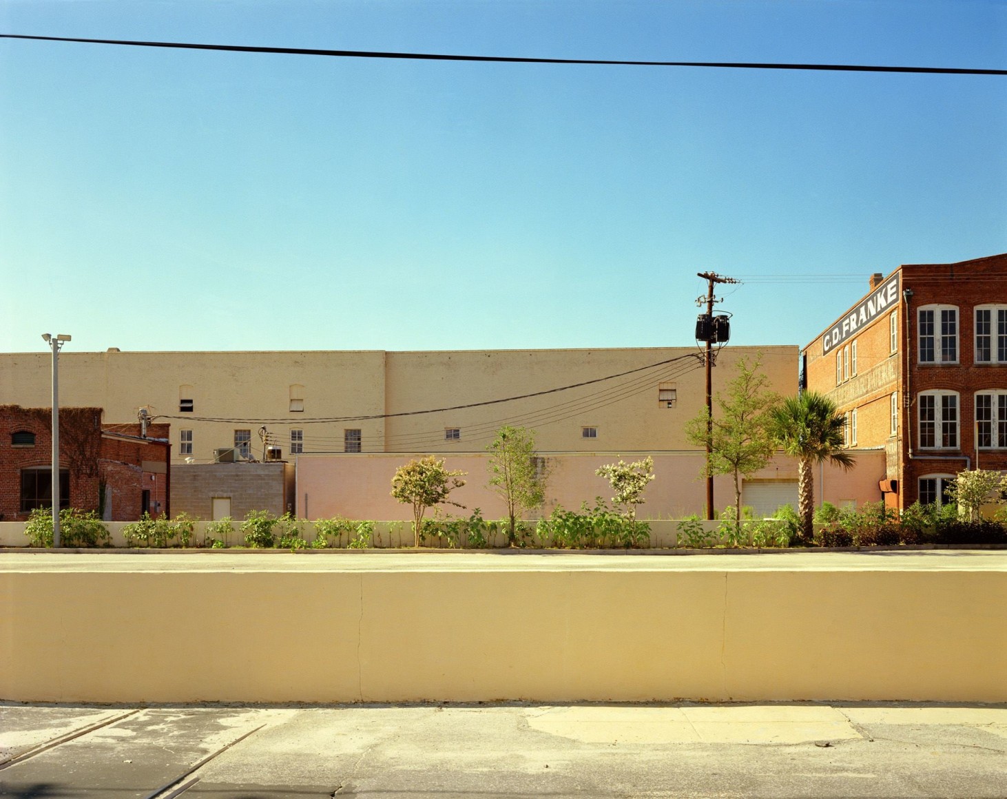 Stephen Shore, Cumberland Street, Charleston, South Carolina, August 3, 1975
