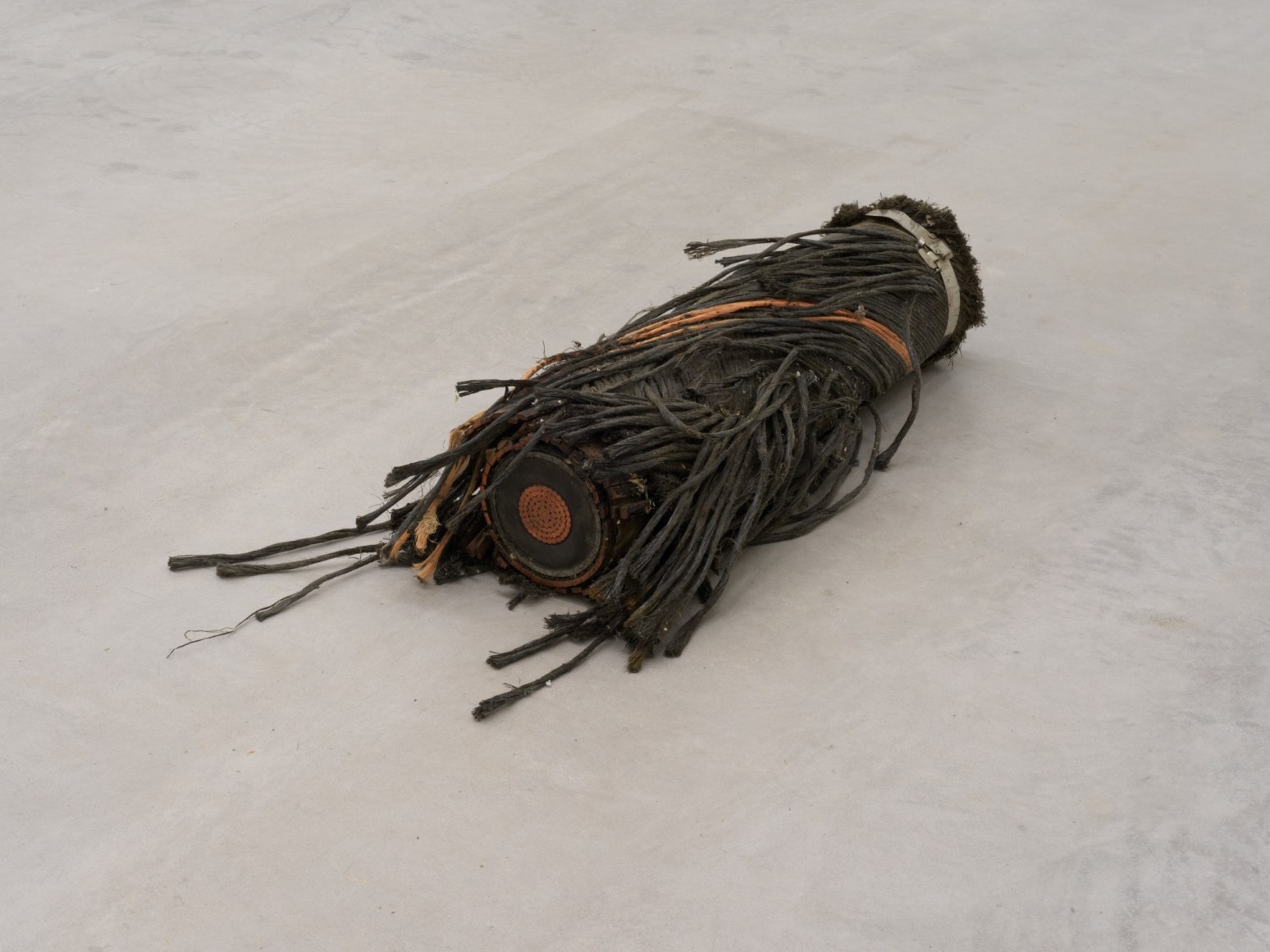 Exhibition view „Nina Canell. Tectonic Tender“, Berlinische Galerie, Foto: © Nick Ash