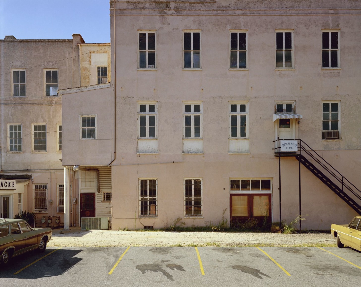 Stephen Shore, Meeting Street, Charleston, South Carolina, August 3, 1975