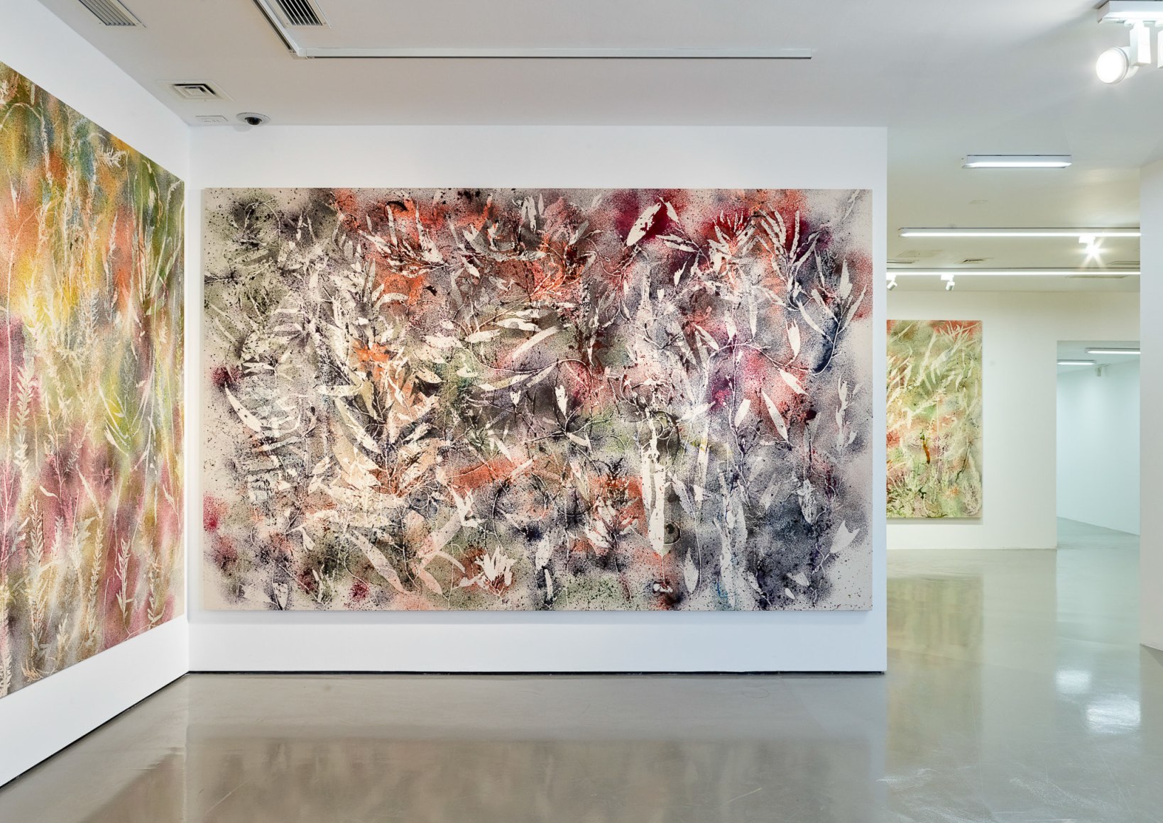 Sam Falls, Installation view: Nature Is The New Minimalism, MART, Galleria Civica, Trento, Italy, 2018. Photo: Bianca Lampariello