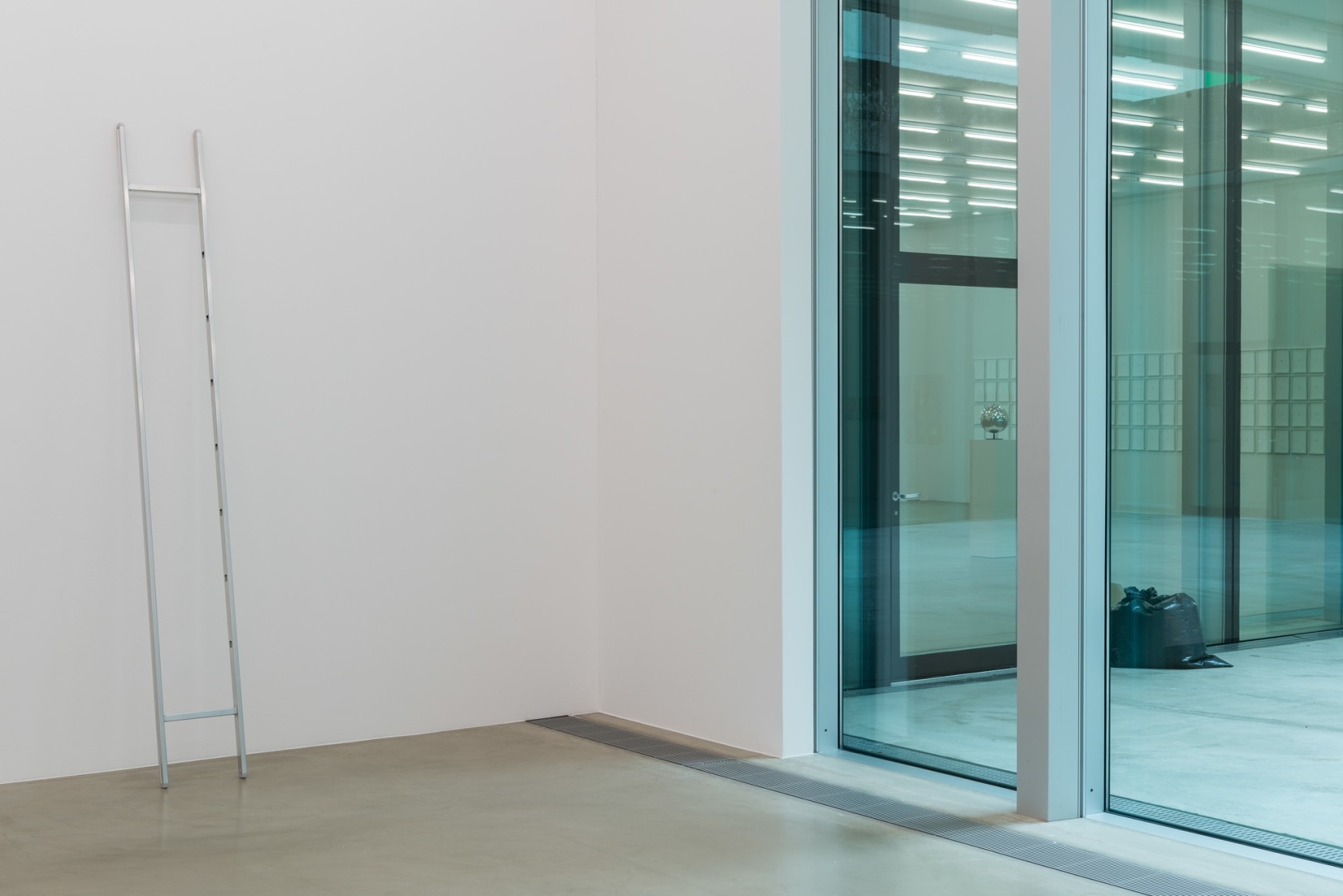 Ceal Floyer, Installation view: On Occasion, Aargauer Kunsthaus, 2016