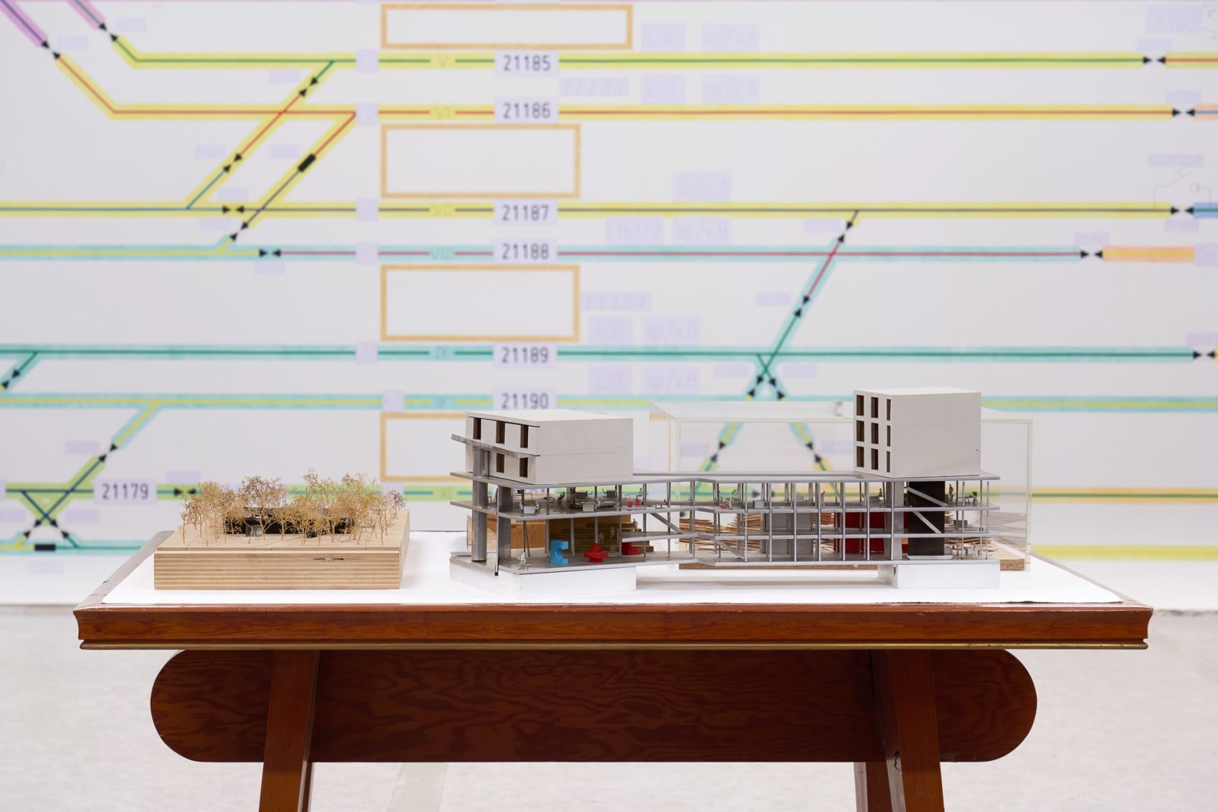 Marina Pinsky, Installation view: Circuit,&nbsp;Europalia Arts&nbsp;Festival,&nbsp;Brussels North Station, 2021