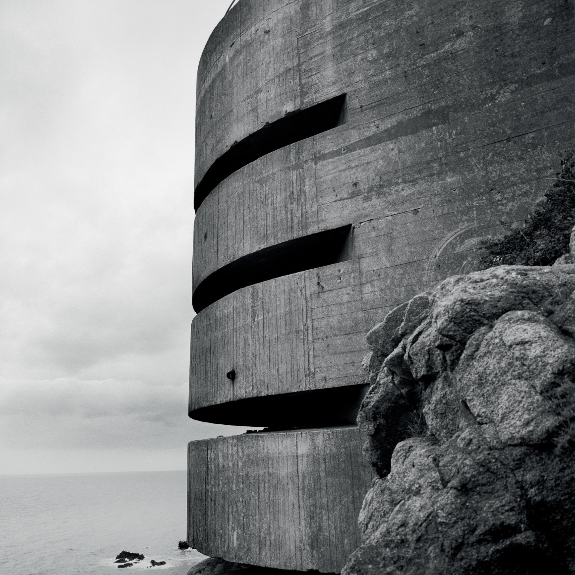 Jane &amp; Louise Wilson, Noir Mont, 2006