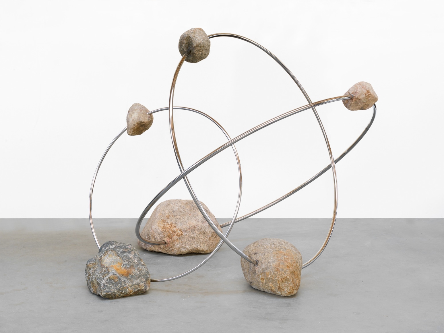 Alicja Kwade, REVOLUTION (Gravitas)