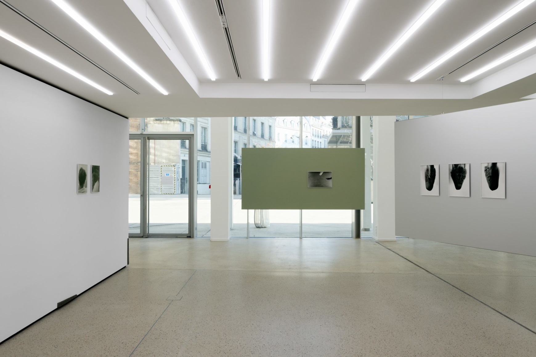 Installation view: Katinka Bock, Der Sonnestich, Fondation Pernod Ricard, Paris, February 13 - April 29, 2023. Photo: Aurélien Mole