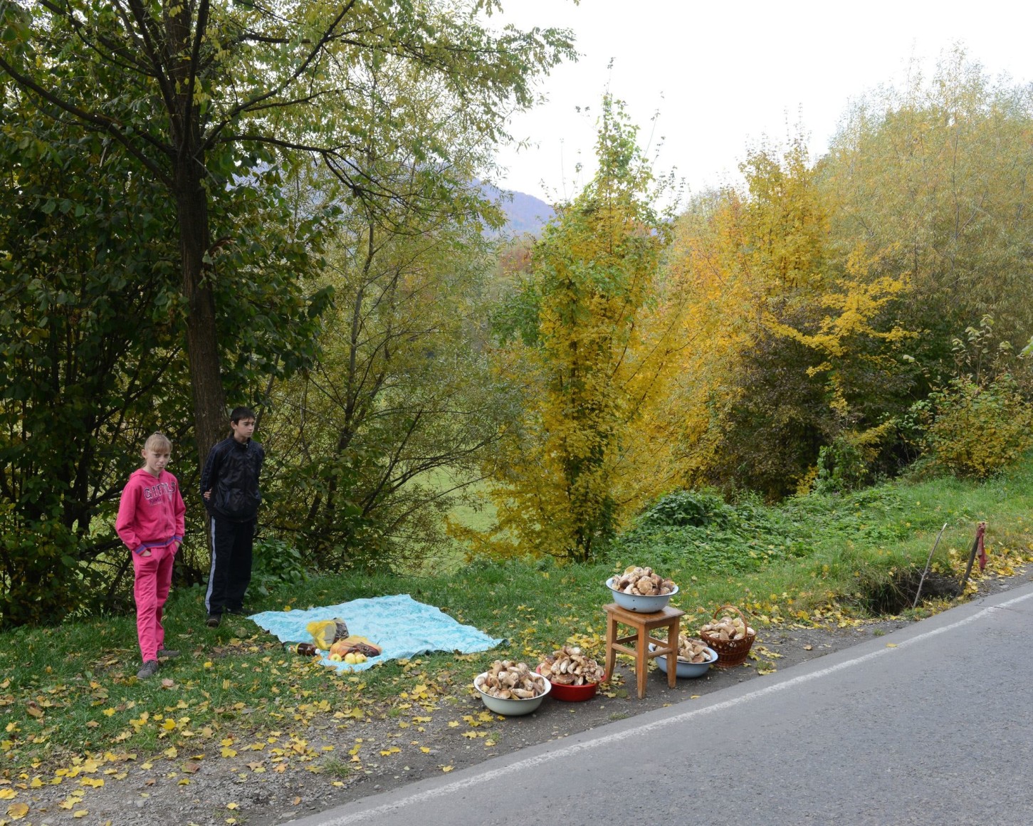 Stephen Shore, Dylove, Ukraine, October 13, 2013