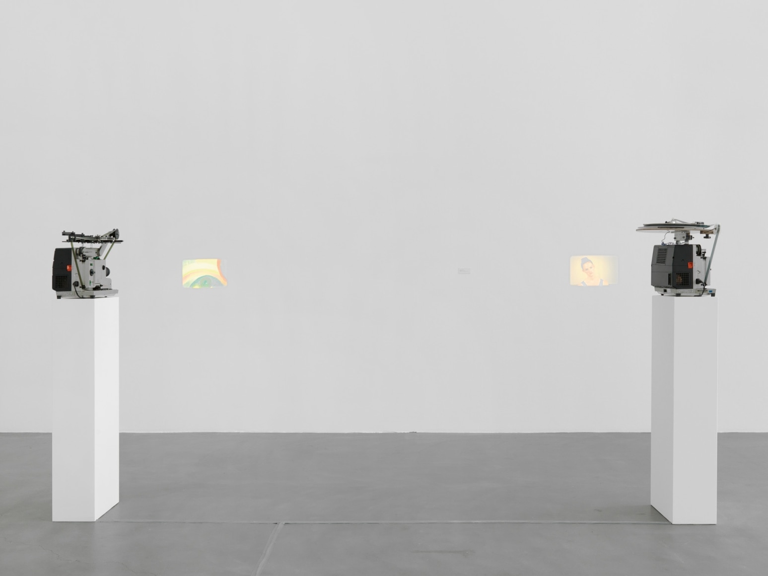 Elad Lassry, Installation view: Kunsthalle Zürich, 2010