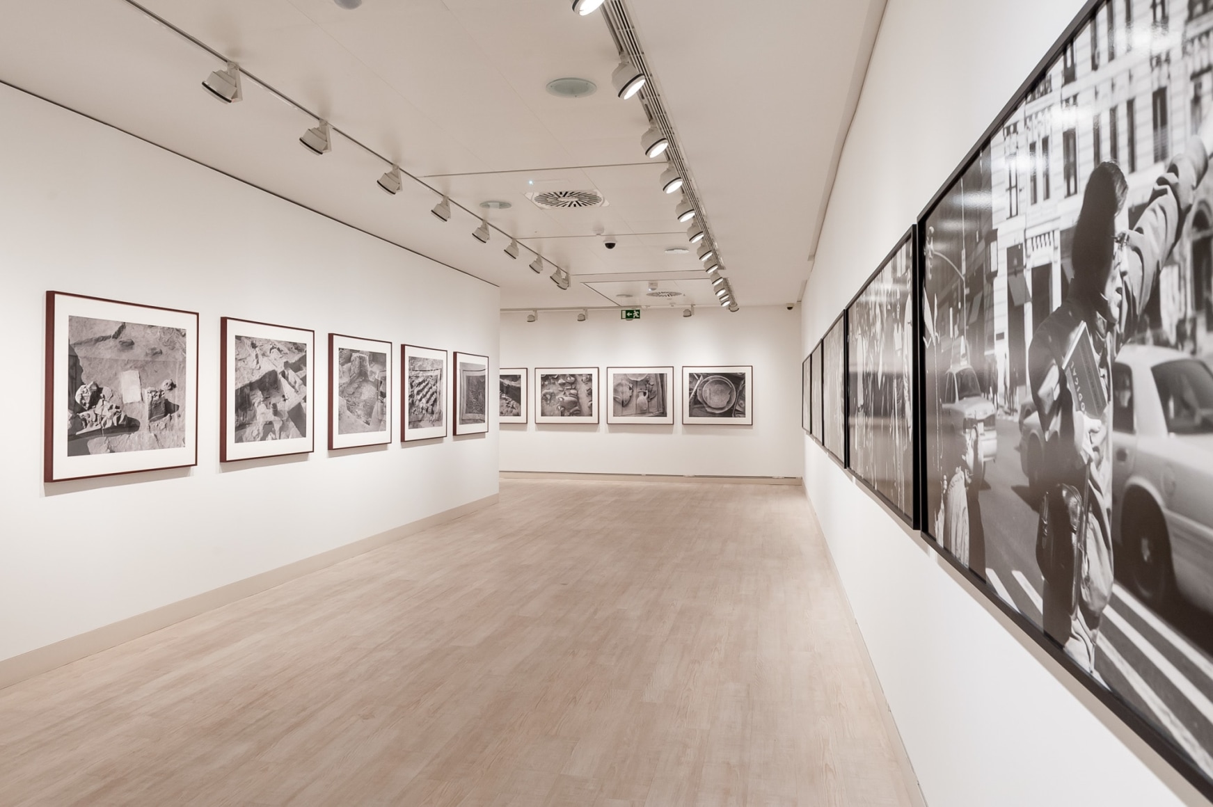 Stephen Shore, Installation view: Fundación MAPFRE, Madrid, 2014