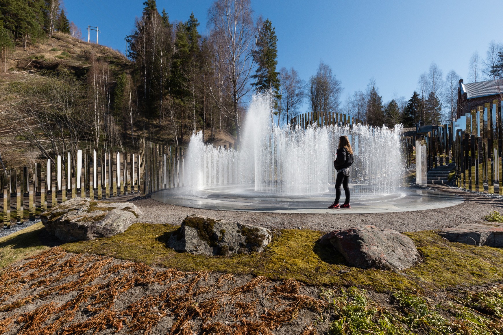 Jeppe Hein, Path of Silence, 2016, Installation view: Reflection, Kistefos Museum, Jevnaker