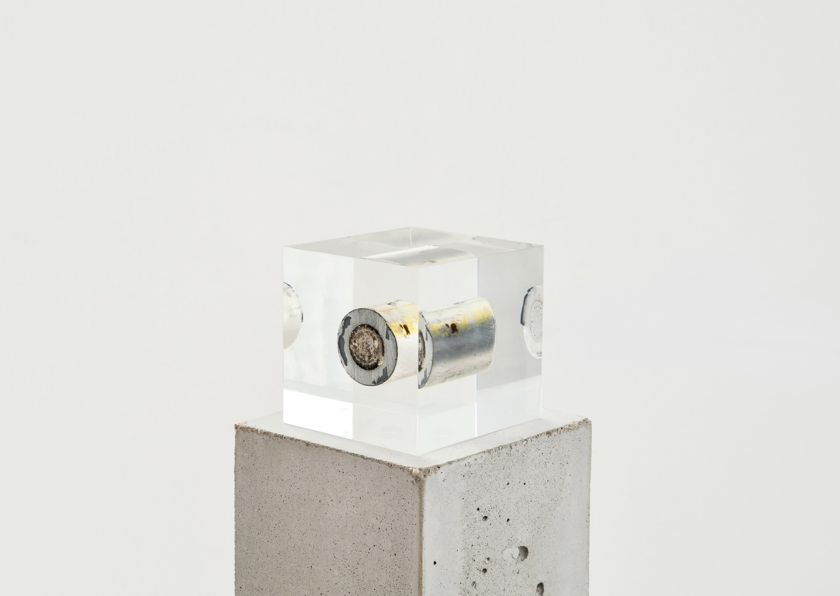 Nina Canell, Installation view: Satin Ions, Arko Art Centre, Seoul, 2015, Photo: Robin Watkins