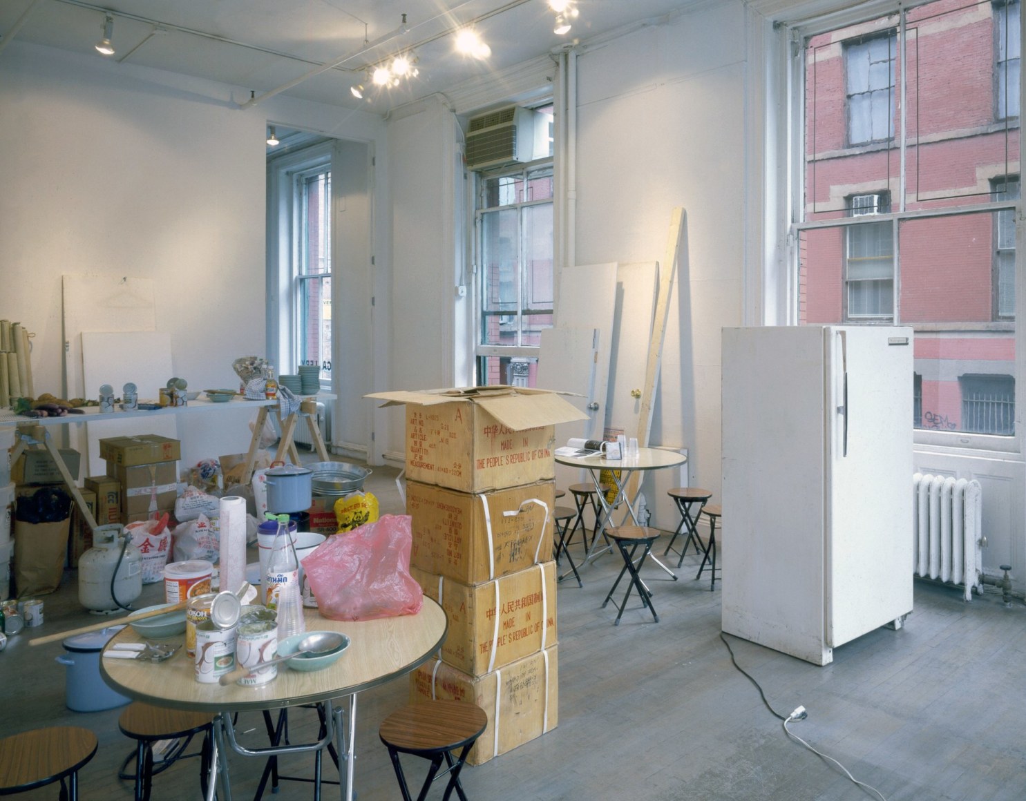 Rirkrit Tiravanija, untitled 1995 (still), Installation view: 303 Gallery, New York