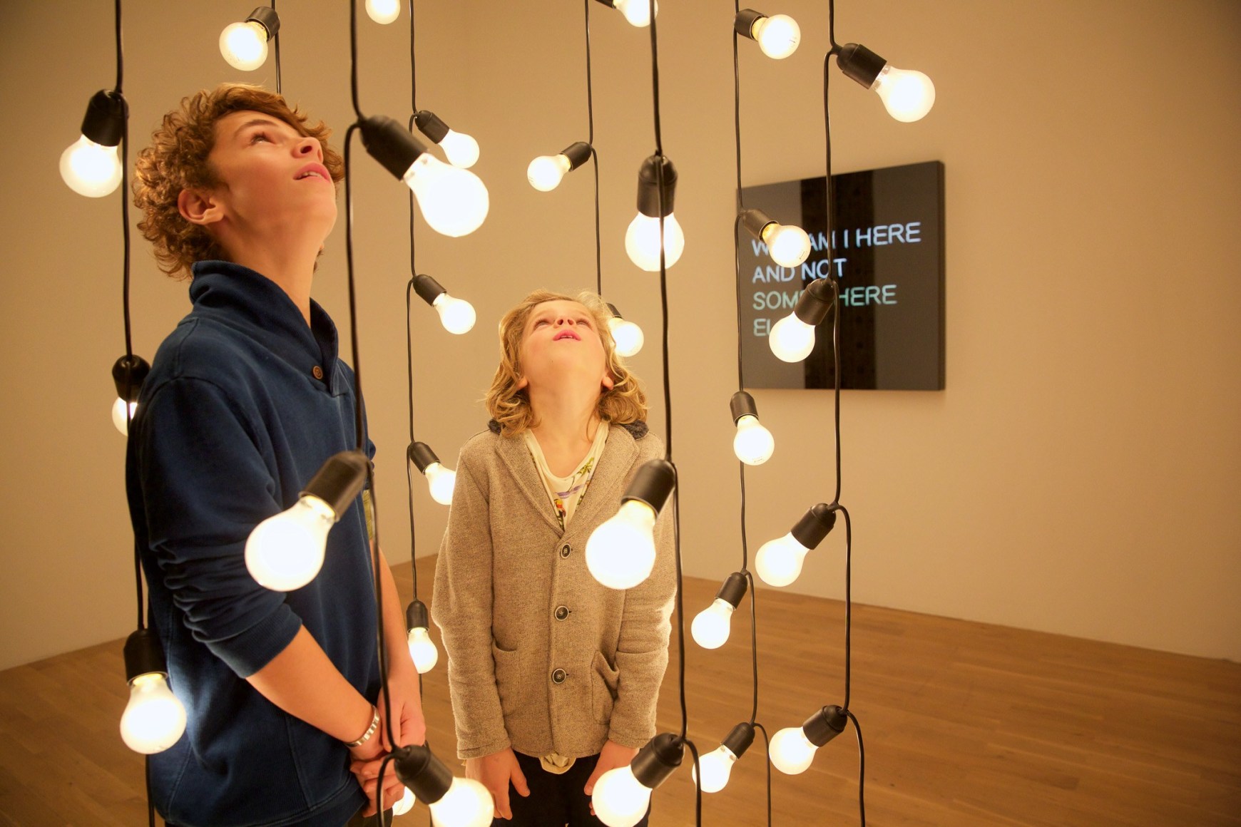 Jeppe Hein, This Way, Kunstmuseum Wolfsburg, 2015
