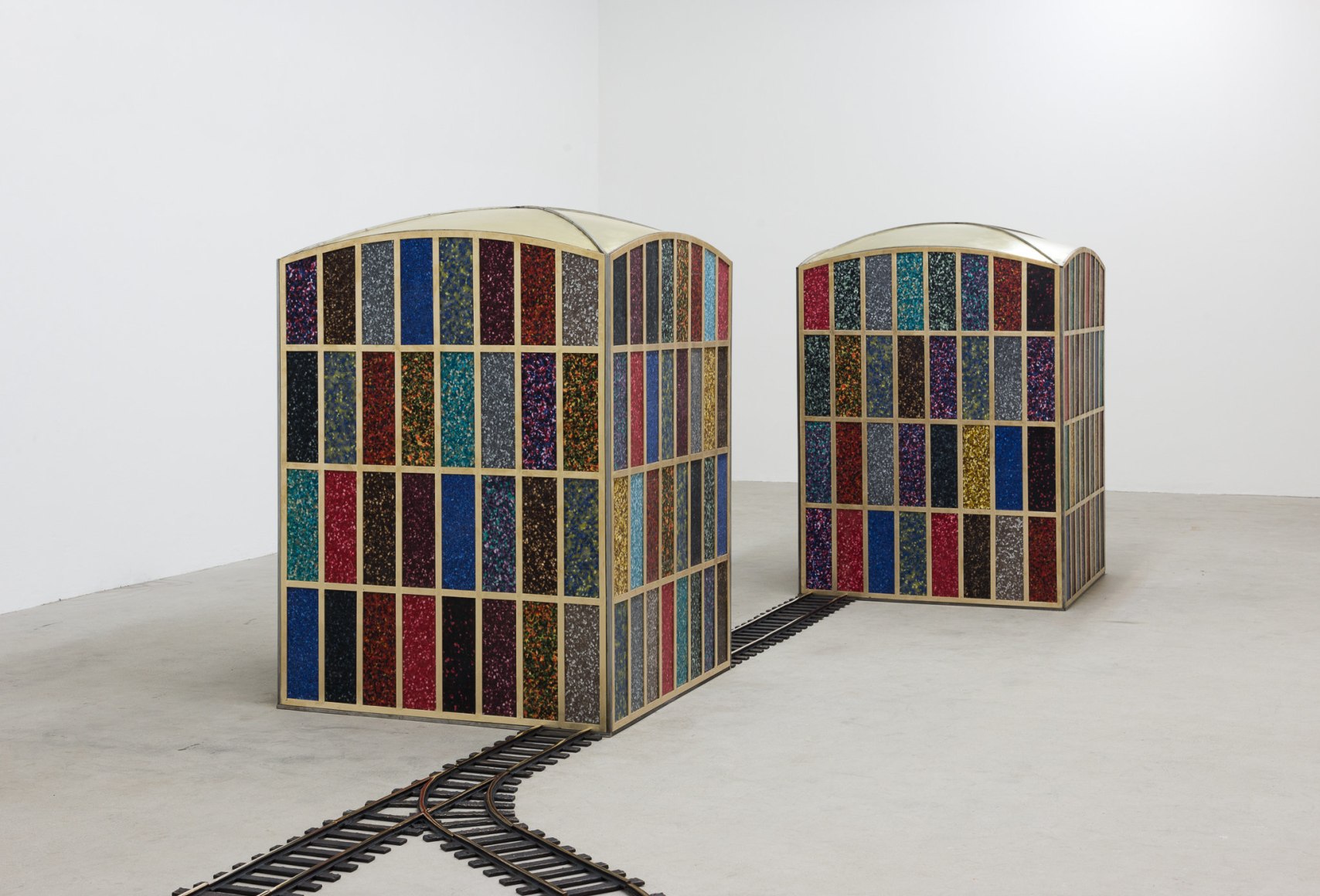 Marina Pinsky, Installation view: Gluck50, Milan, 2018