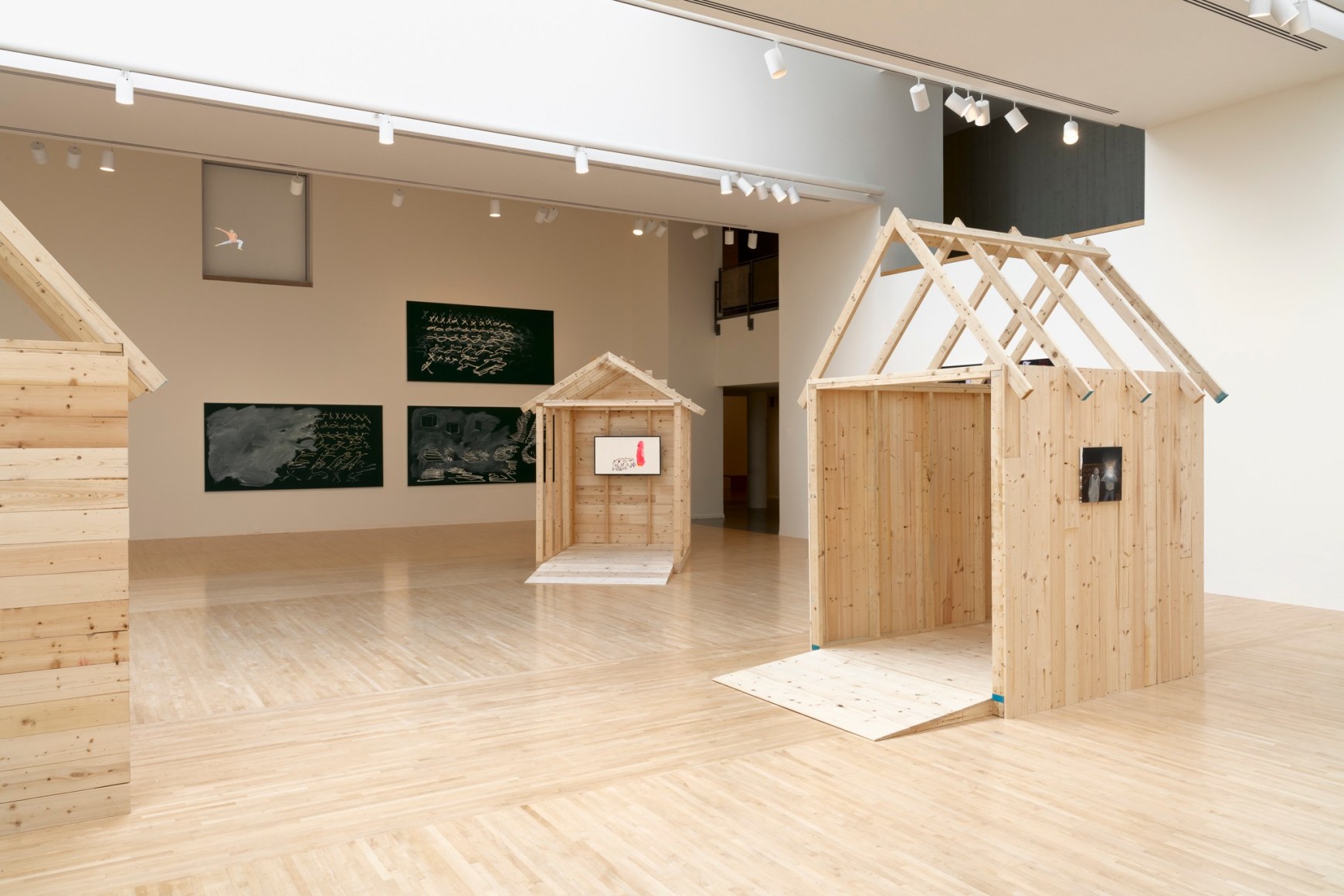 Tala Madani: Be flat&nbsp;[Installation view, Henry Art Gallery, University of Washington, Seattle. 2024]. Photo: Jueqian Fang, courtesy of the Henry.