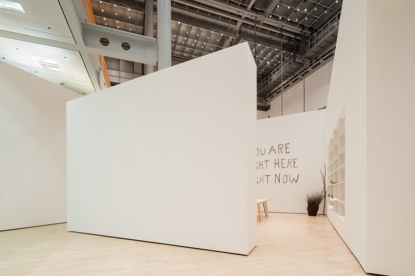 Jeppe Hein, This Way, Kunstmuseum Wolfsburg, 2015