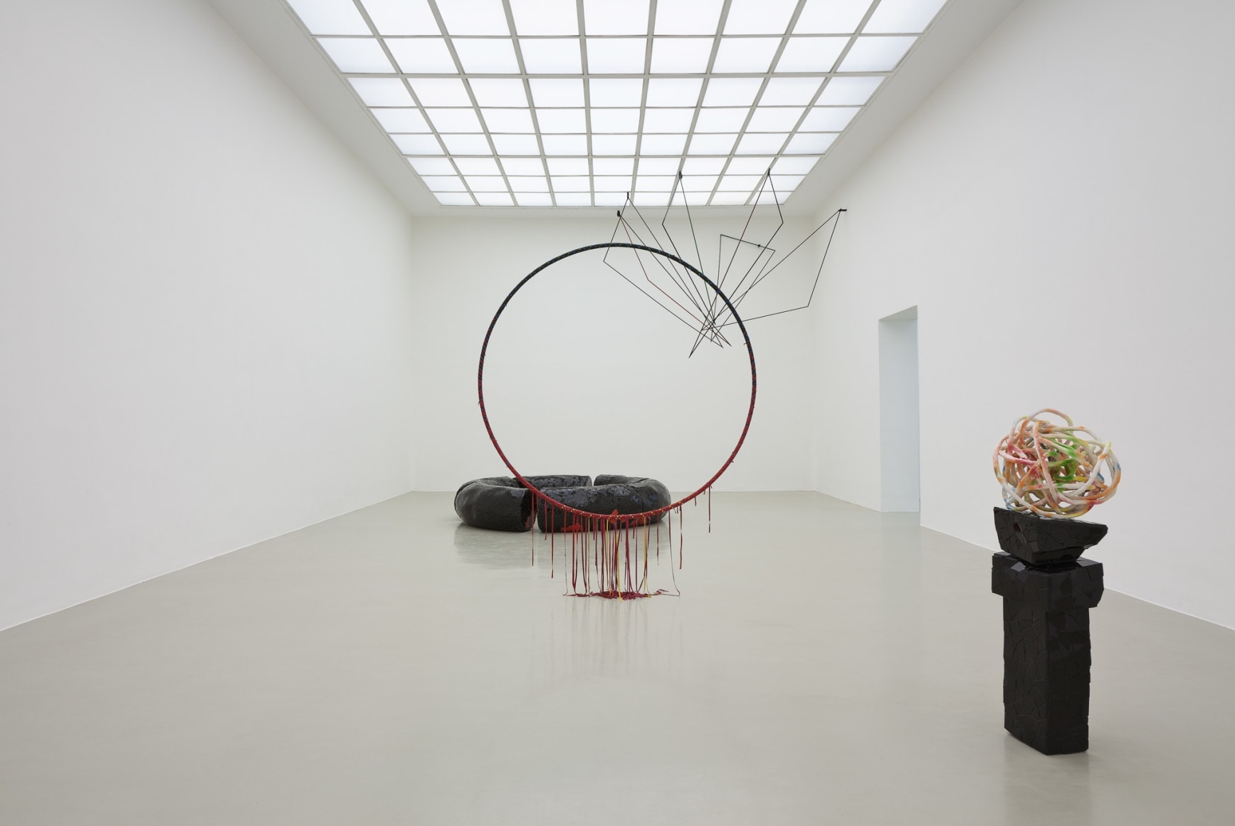 Eva Rothschild, Installation view: Hot Touch, Kunstverein Hannover, 2011