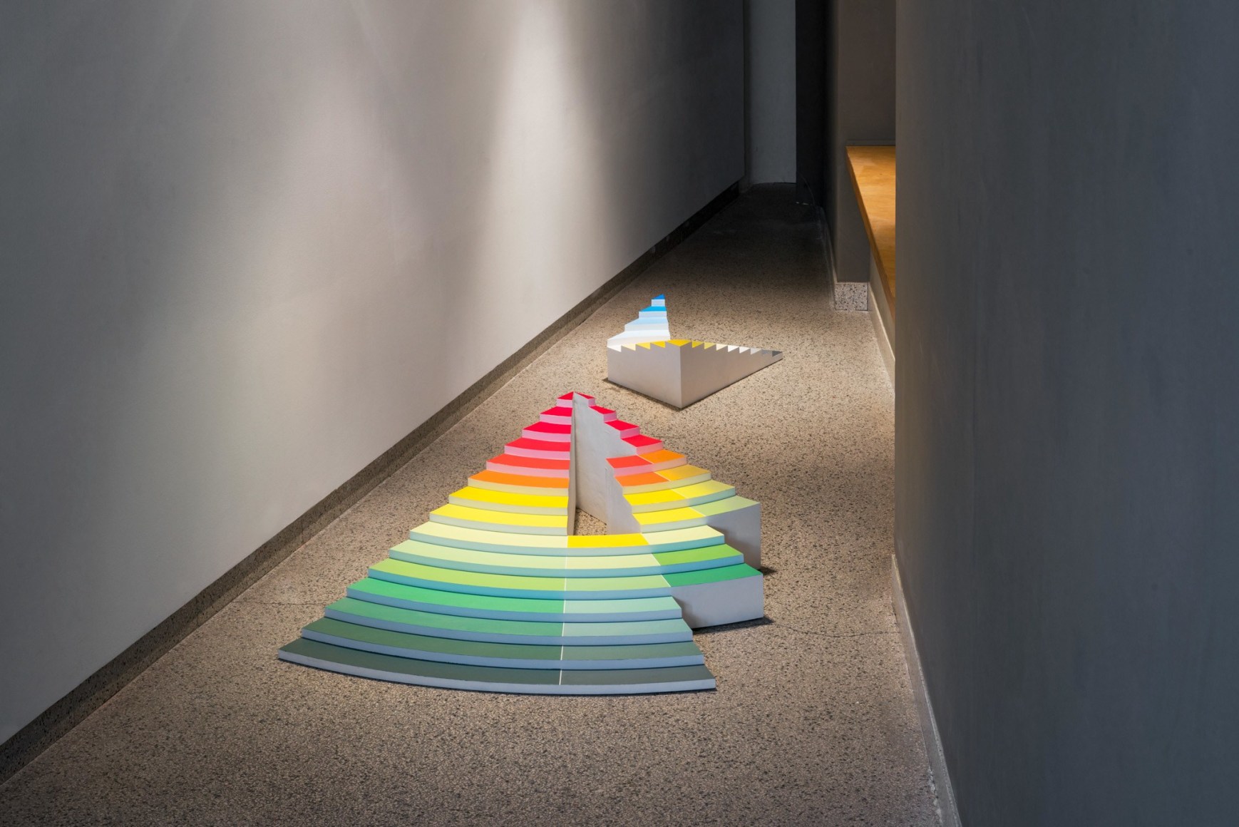 Exhibition view of Infinite Play by Marina Pinsky, La Loge Brussels, 20.04-02.07.23. Image by Lola Pertsowsky. Courtesy of the artist C L E A R I N G Brussels/NY/LA, La Loge