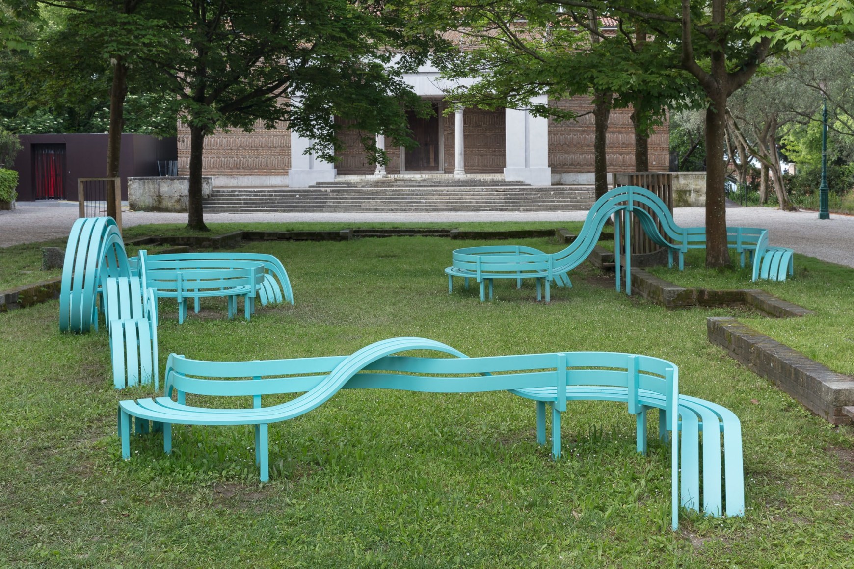 Exhibition view: May You Live In Interesting Times, 58th International Art Exhibition – La Biennale di Venezia, Venice, 2019, © Jeppe Hein, courtesy 303 Gallery, New York; König Galerie, Berlin; Galleri Nicolai Wallner, Copenhagen. Photo: Andrea Rossetti