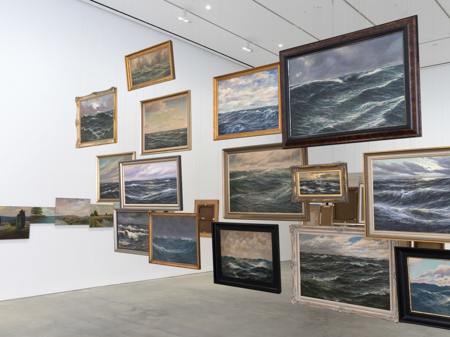 Hans-Peter Feldmann, Exhibition view: 303 Gallery, 2016