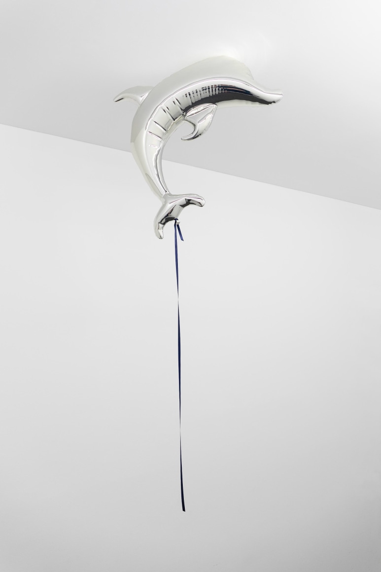 Jeppe Hein, Dolphin Mirror Balloon (silver)