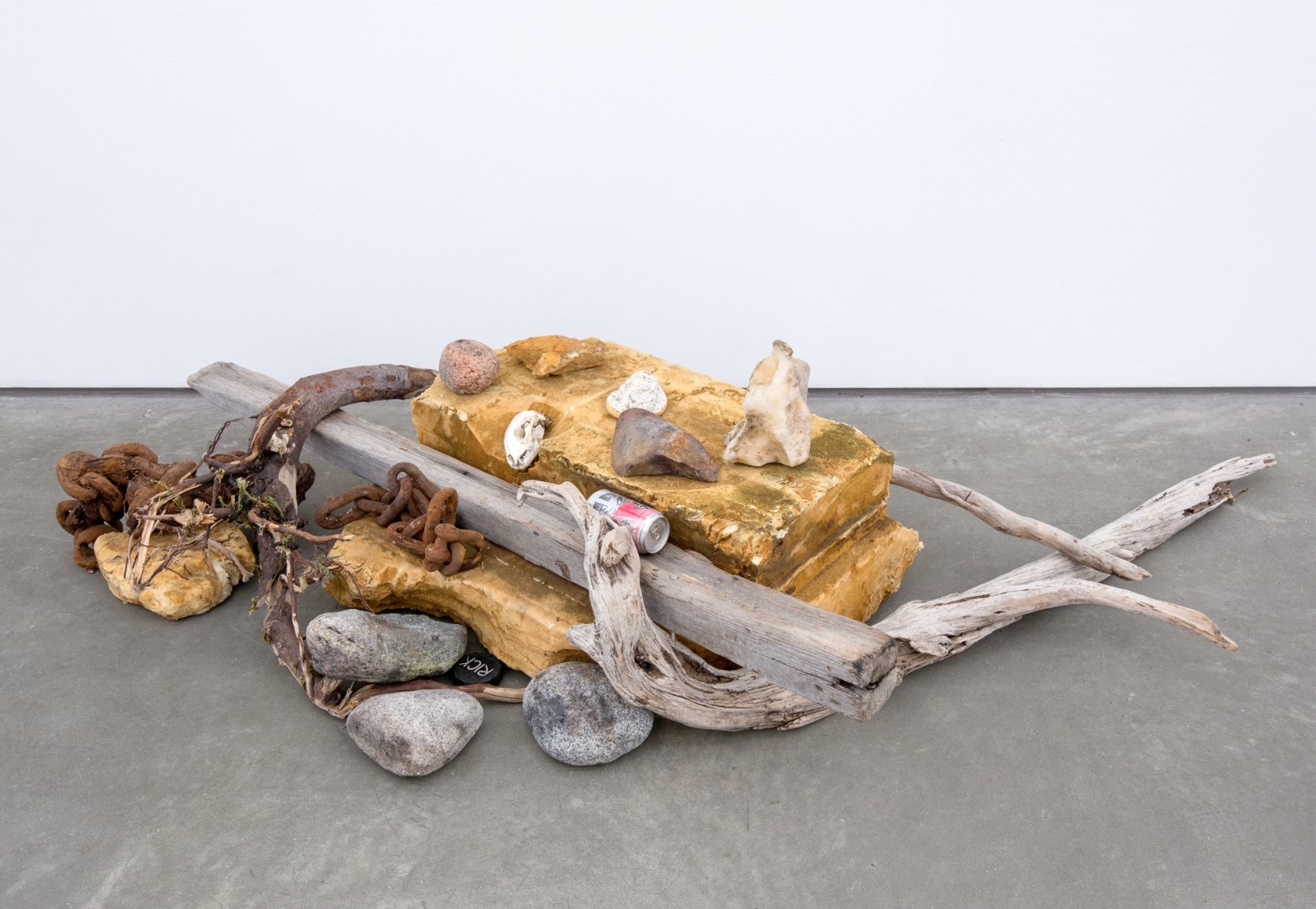 Mike Nelson, Gang of Seven, 2013