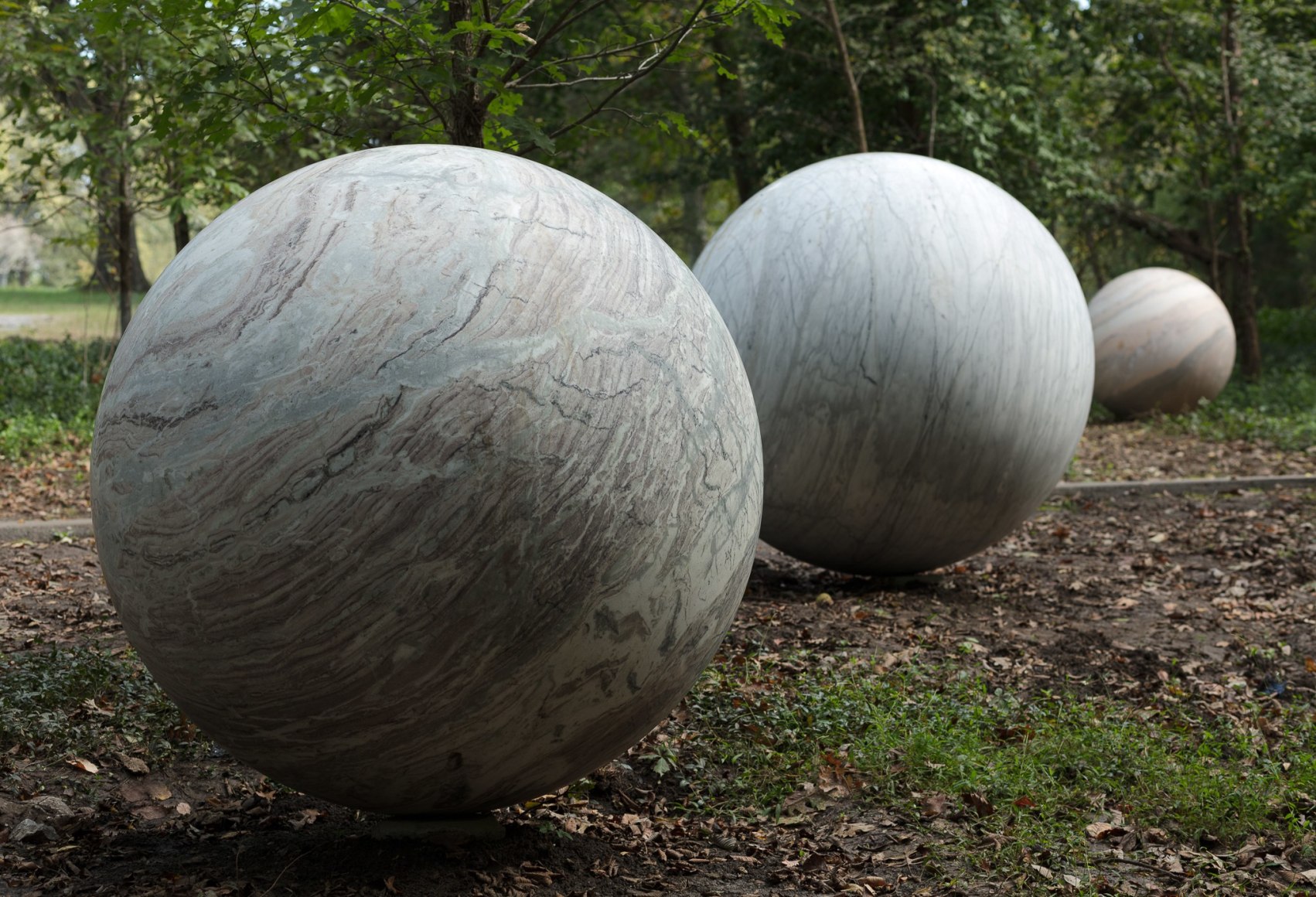 Alicja Kwade, Pars Pro Toto, 2020, Natural stone, Dimensions variable