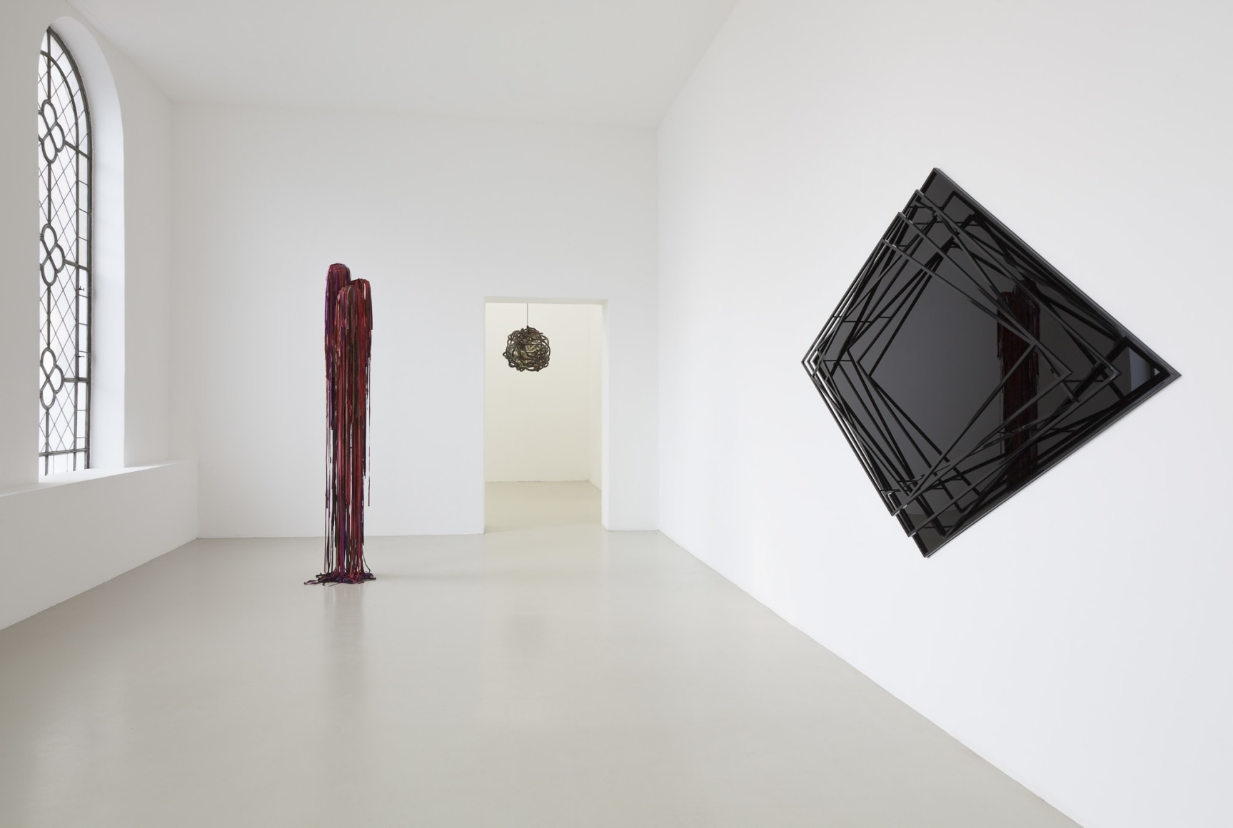 Eva Rothschild, Installation view: Hot Touch, Kunstverein Hannover, 2011