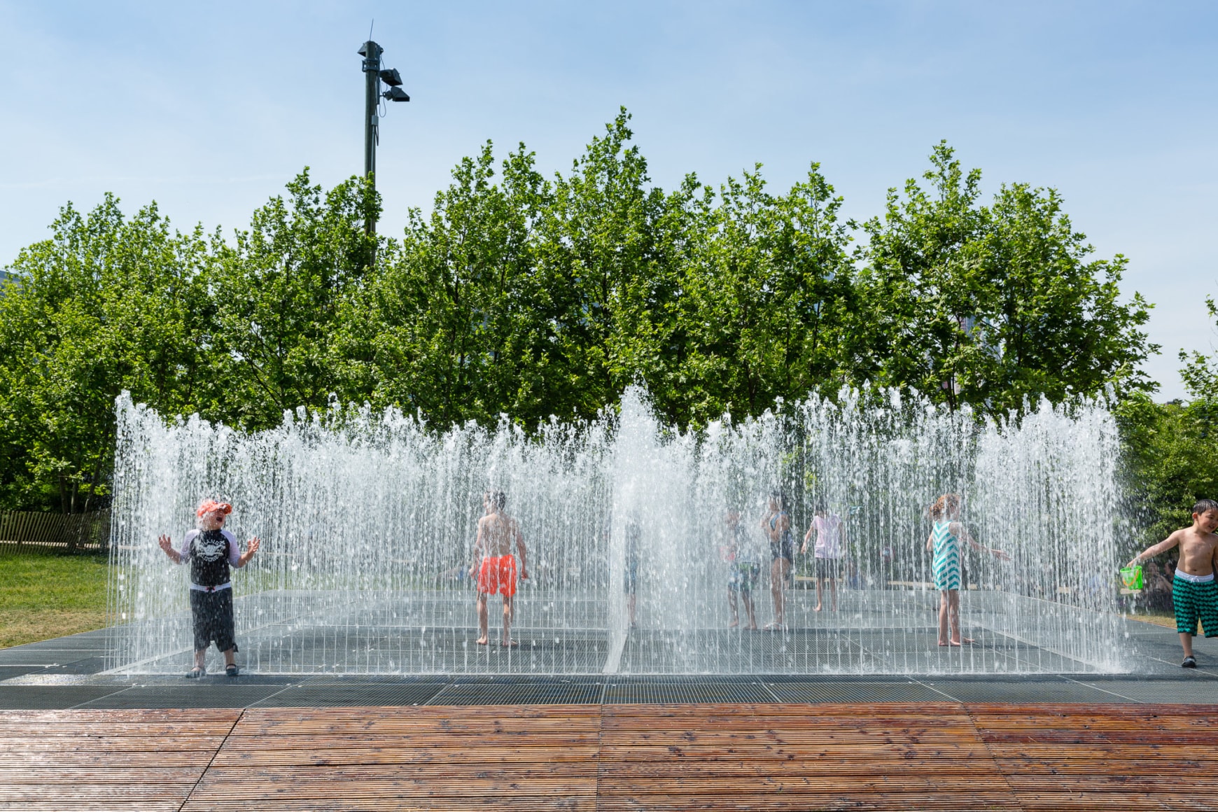 Jeppe Hein, Appearing Rooms, 2006, Installation view: Please Touch The Art. Brooklyn Bridge Park, 2015-16