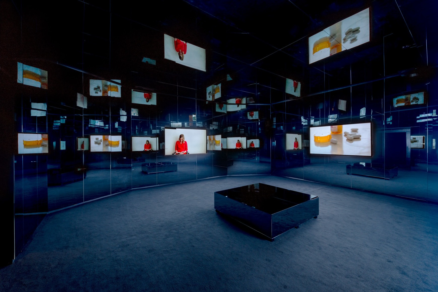 Doug Aitken, Black MIrror, 2011, MOCA Los Angeles, 2016