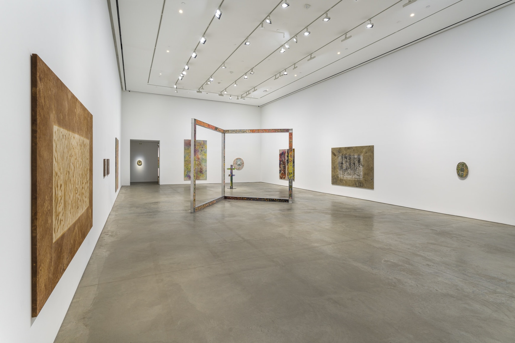 Exhibition view: Sam Falls, 303 Gallery, New York, 2023. Photo: Justin Craun