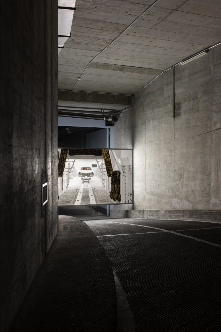 Installation view, Nina Canell and Robin Watkins,&nbsp;Energy Budget (2017&ndash;2024). Photo: Andrea Rossetti.