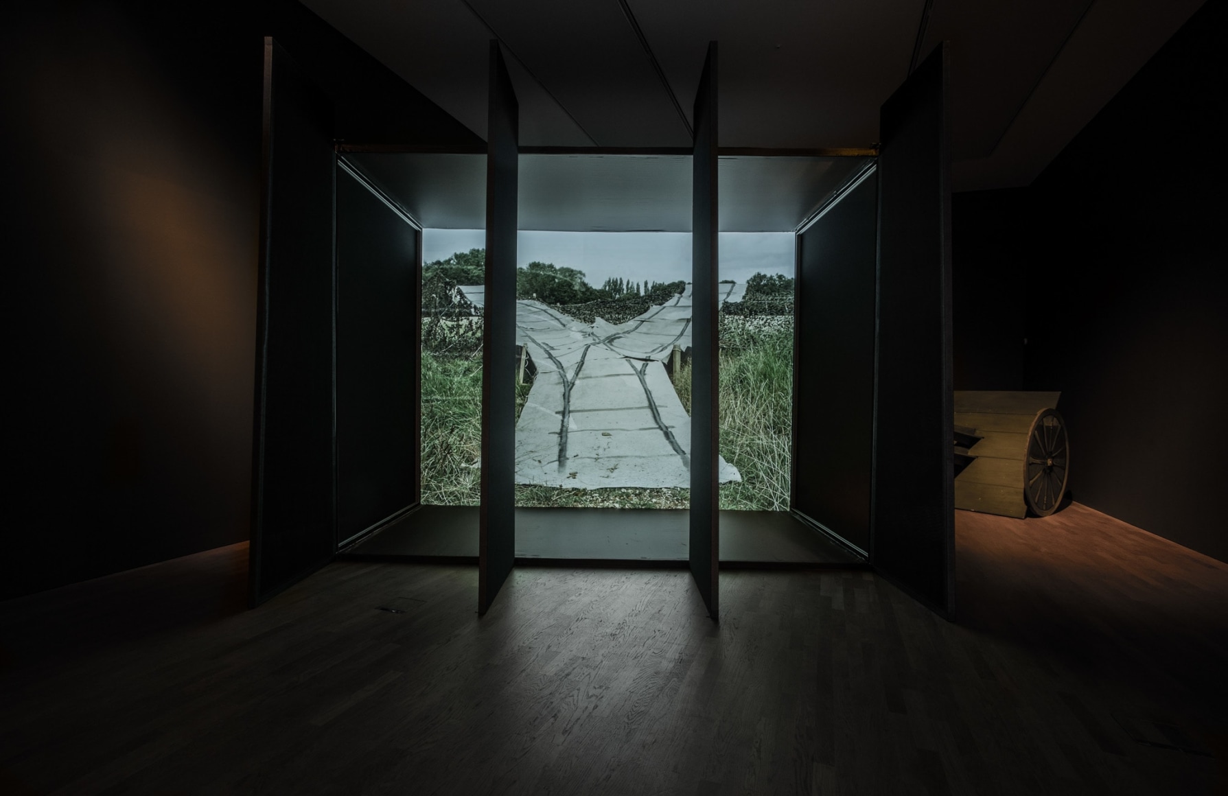 Jane and Louise Wilson, Undead Sun: We Put the World Before You, Middlesbrough Institute of Modern Art, 2016