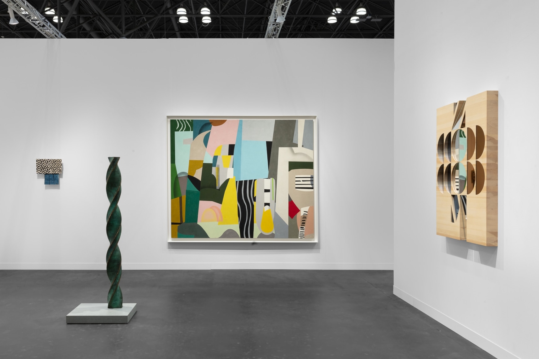 Installation view,&nbsp;The Armory Show, 2022,&nbsp;303 Gallery,&nbsp;Booth 310. Photo:&nbsp;Sebastiano Pellion di Persano