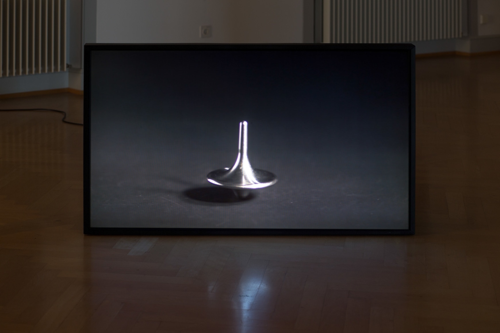Alicja Kwade, Kreisel (Inception), 2012