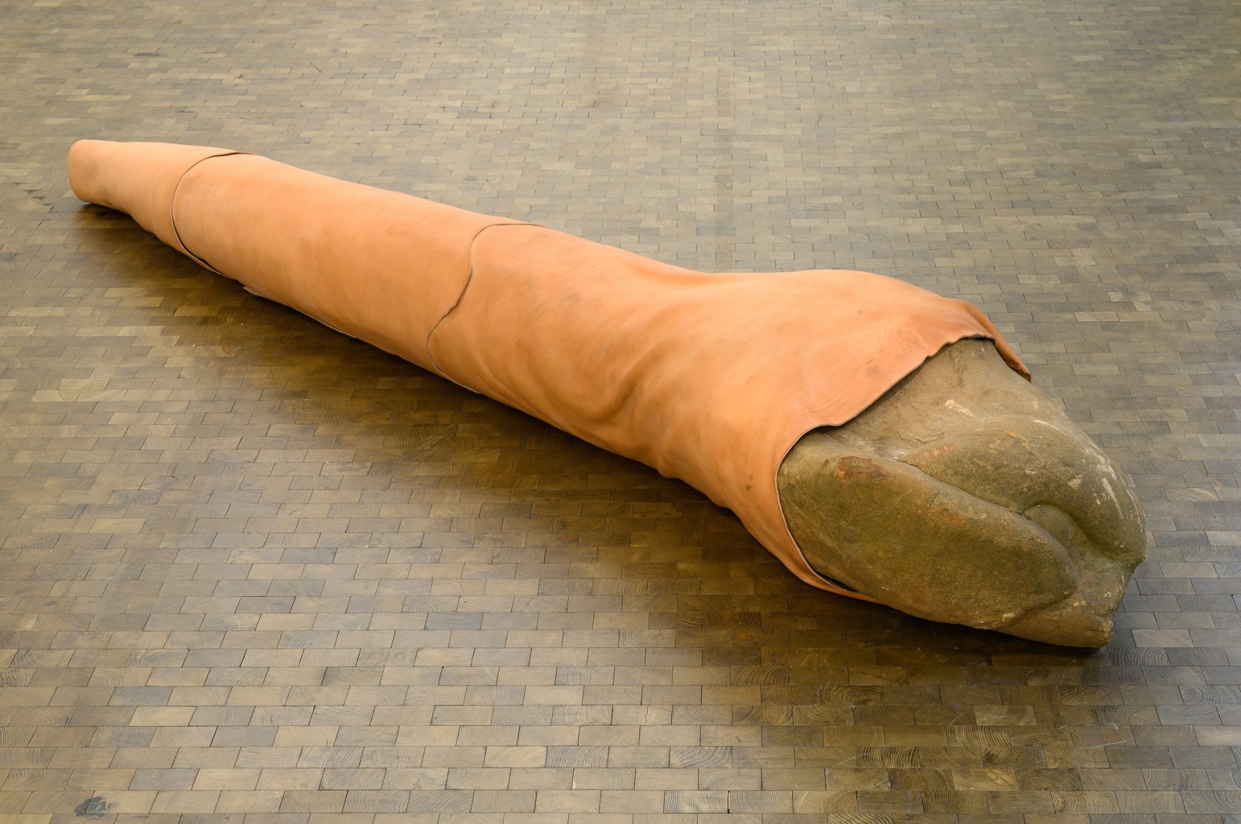 Installation view: Katinka Bock - Commotion in Higienópolis