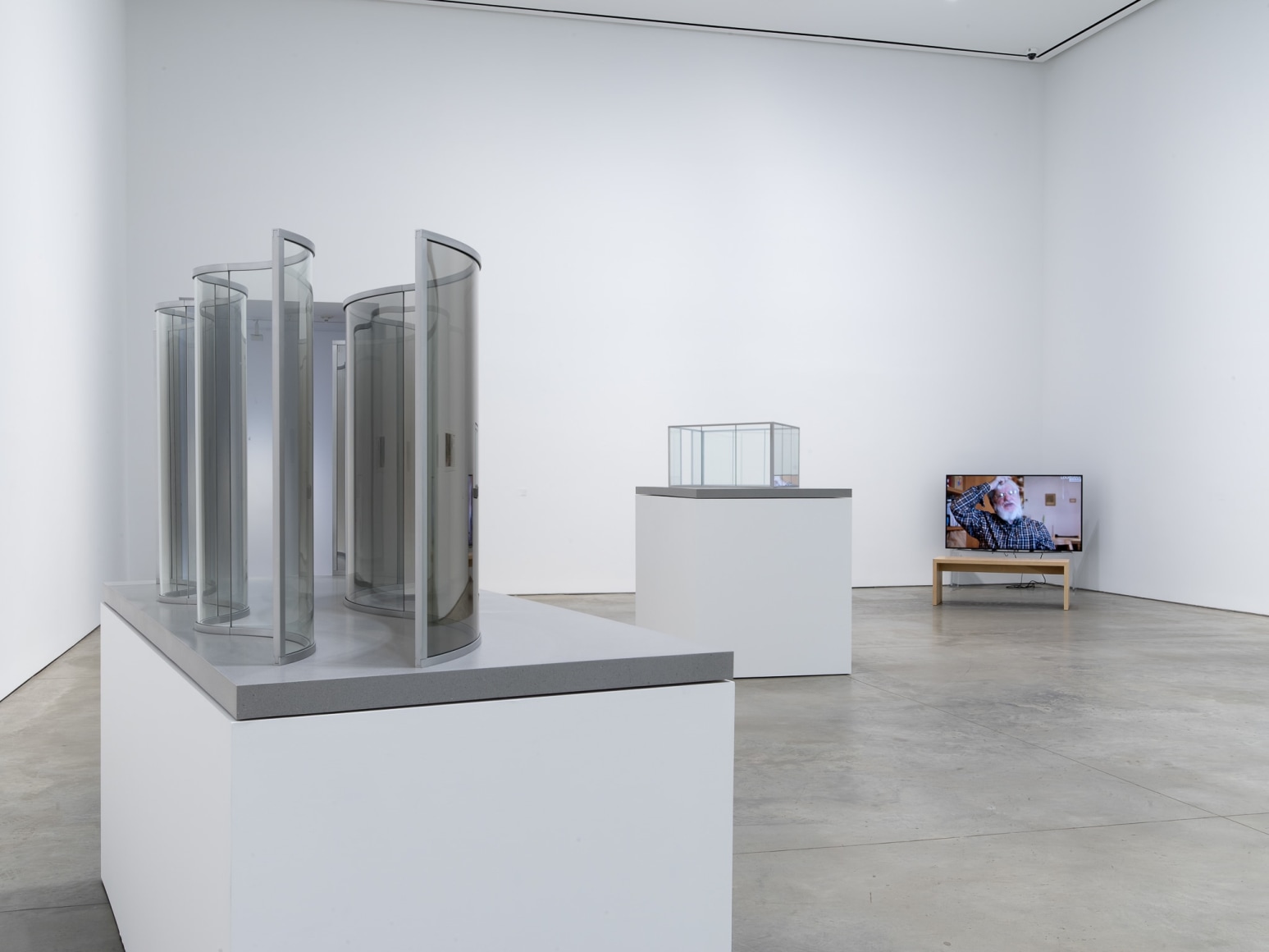 Installation view: Dan Graham, 303 Gallery, New York, 2021