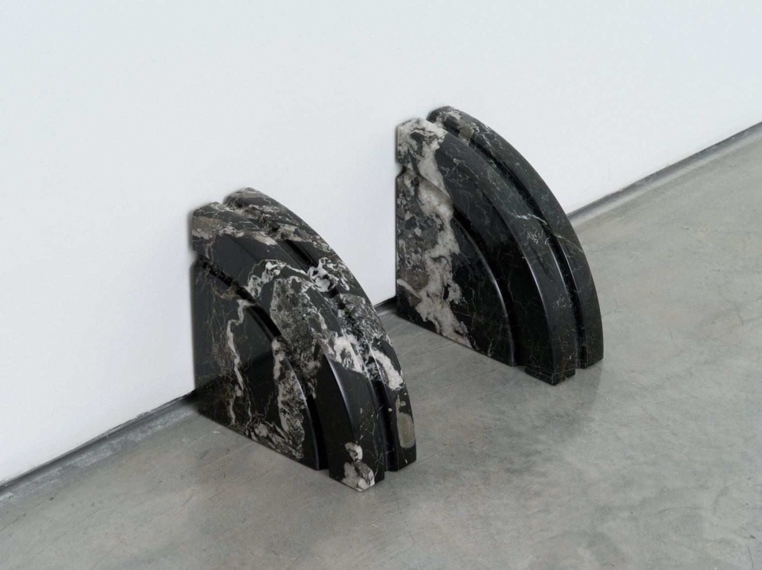 Jacob Kassay, Eternal Neither, 2013