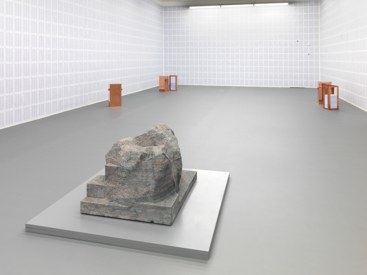 Installation view: Alicja Kwade, LinienLand, Haus Konstruktiv, Zurich, 2018. Photo: Roman M&auml;rz