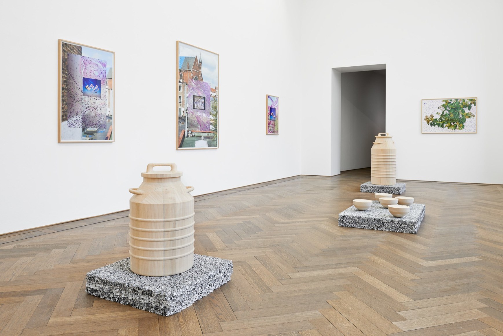 Marina Pinsky, Installation view: Dyed Channel, Kunsthalle Basel, 2016