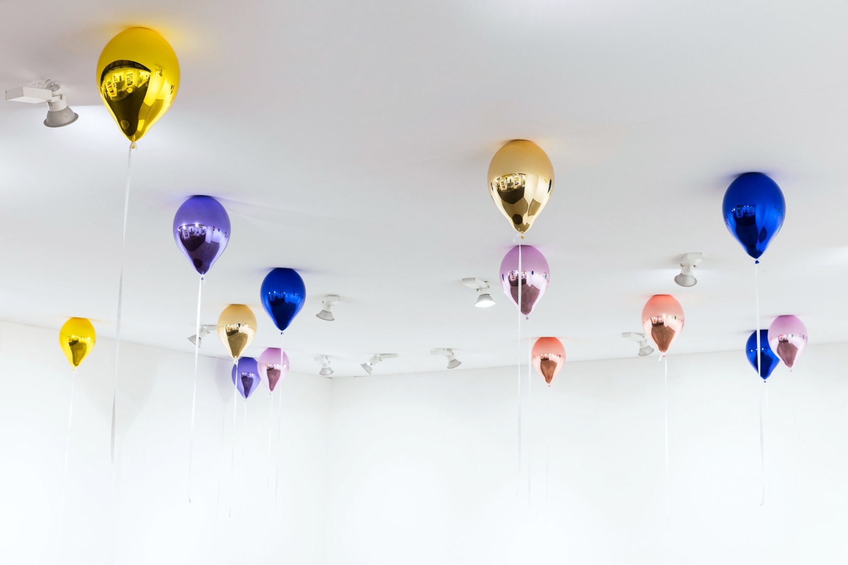 Jeppe Hein, Installation view: FIAC, 2017