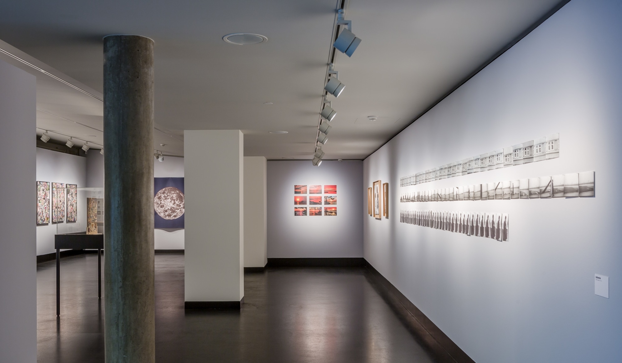 Hans-Peter Feldmann, Installation view: C/O Berlin, 2016