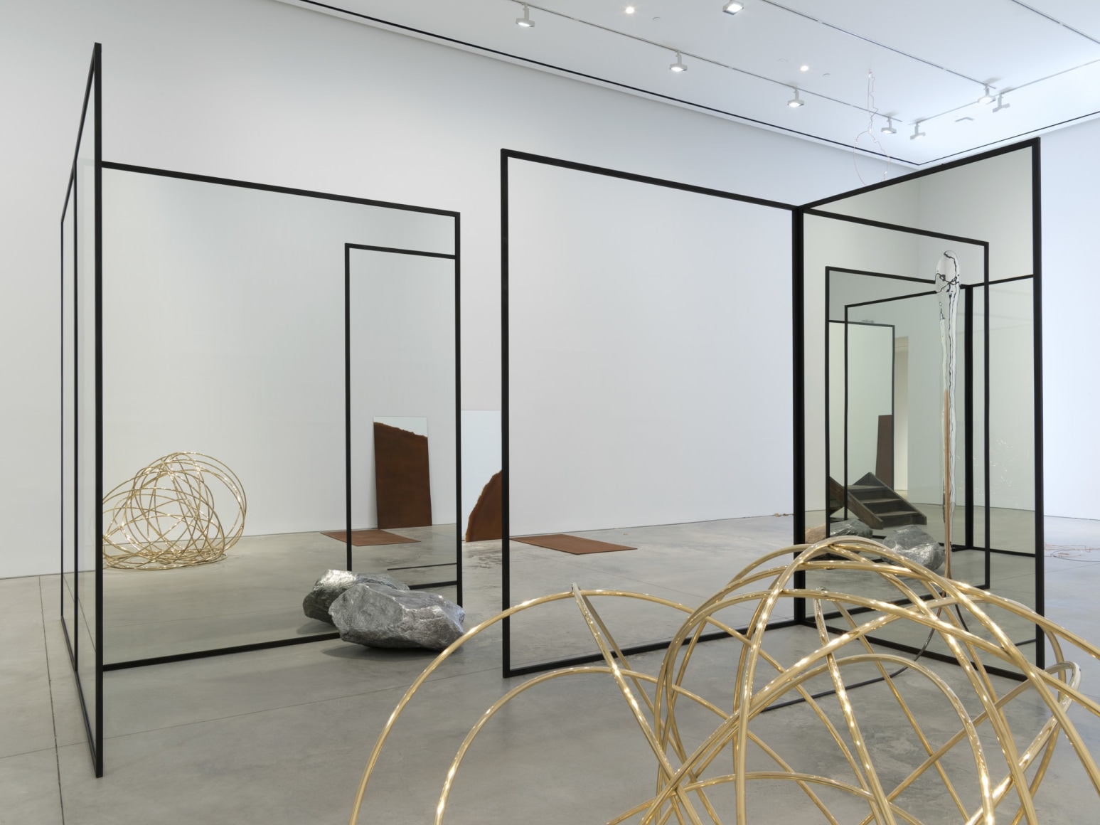 Alicja Kwade, Installation view: I Rise Again, Changed But The Same, 303 Gallery, 2016