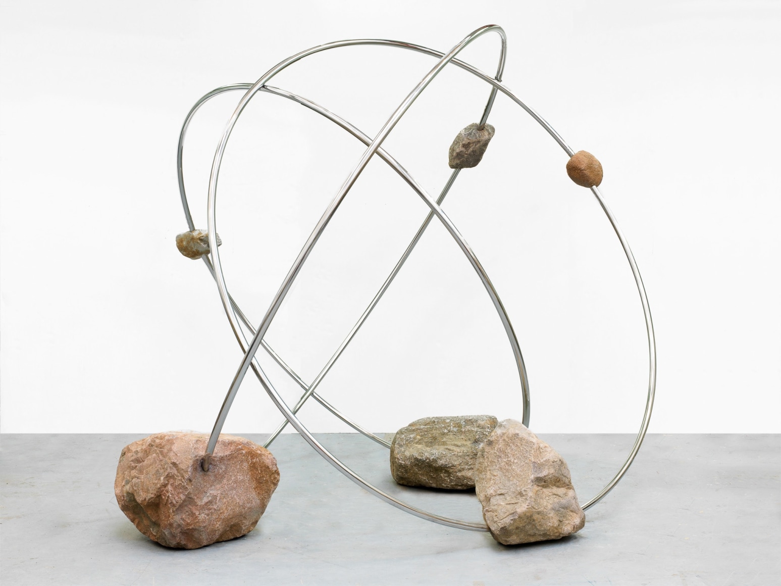 Alicja Kwade, REVOLUTION (Gravitas), 2017