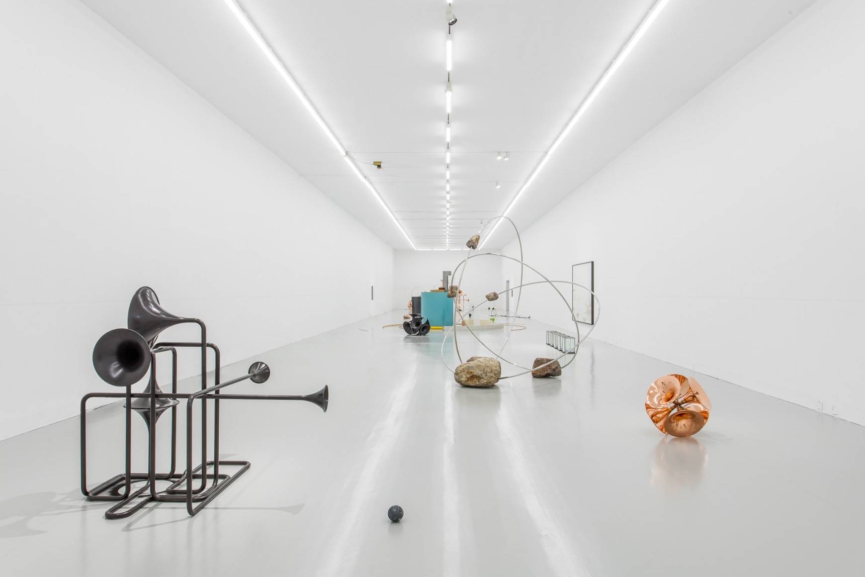 Alicja Kwade, Installation view: ReReason, Yuz Museum, Shanghai, 2017