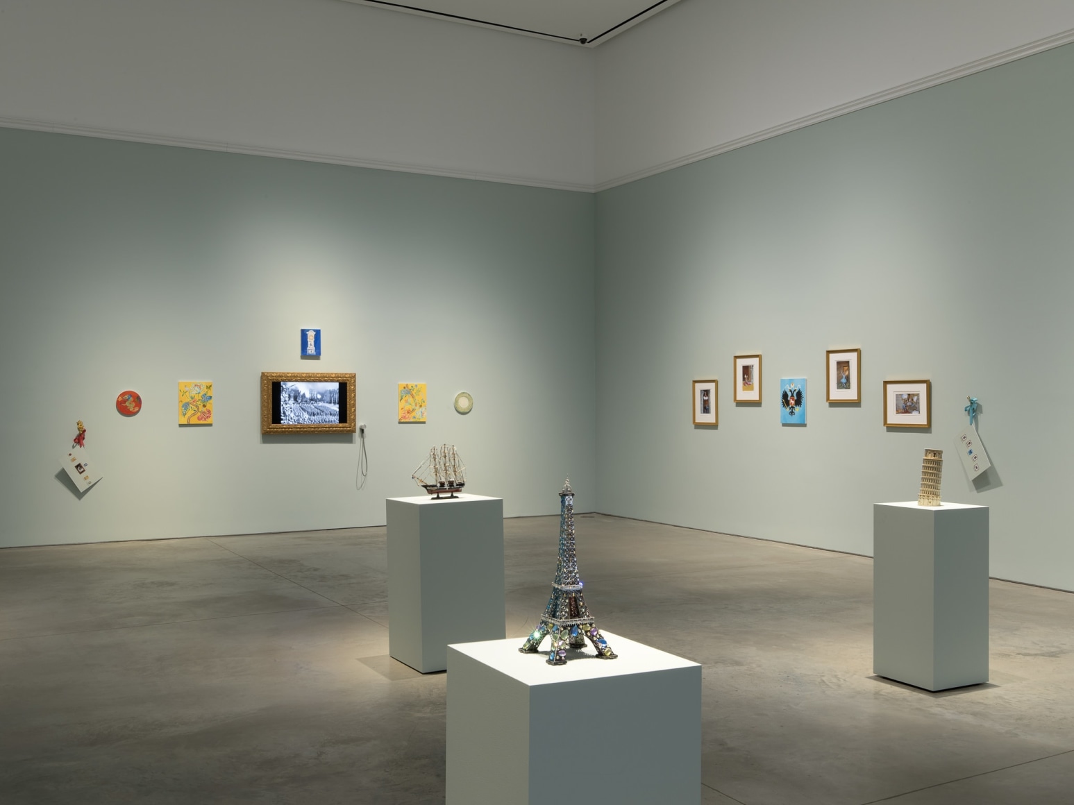 Installation view: Karen Kilimnik, 303 Gallery, New York, 2019. Photo: John Berens