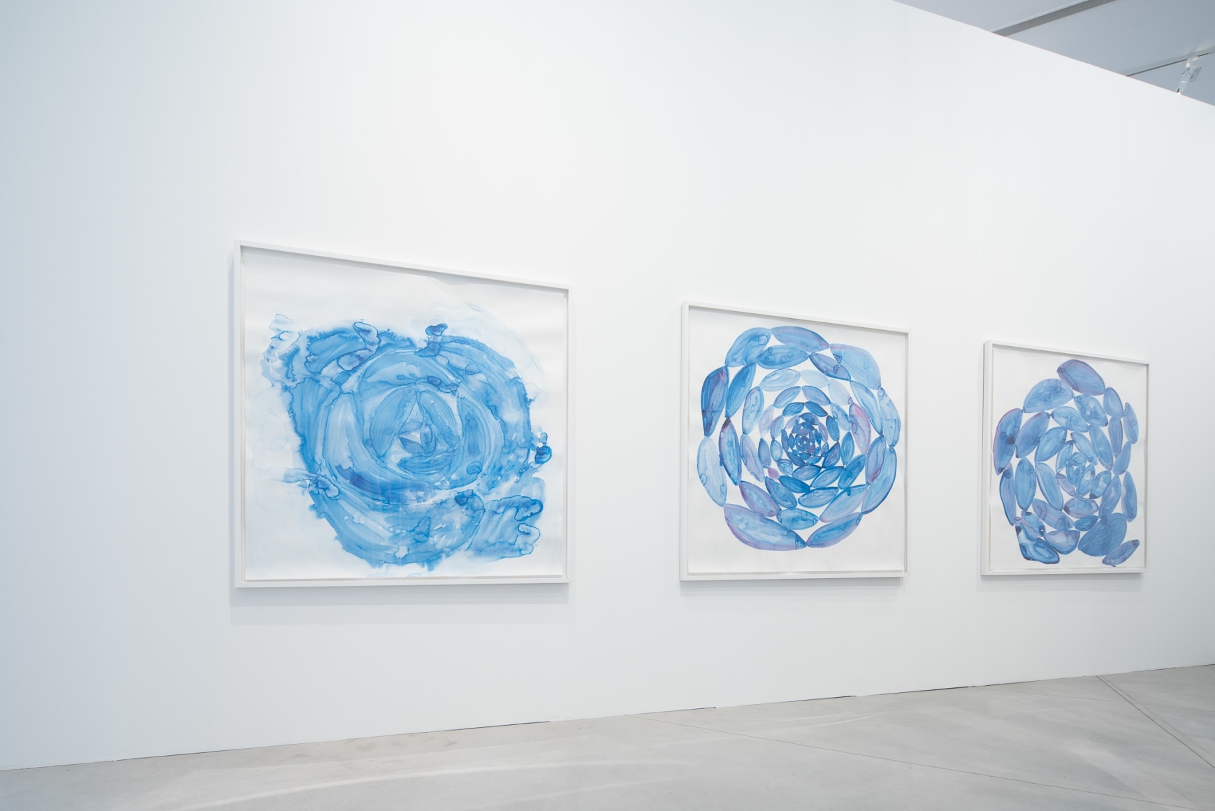 Installation view: Jeppe Hein, Your Way, Château La Coste, Le Puy-Sainte-Réparade, 2017